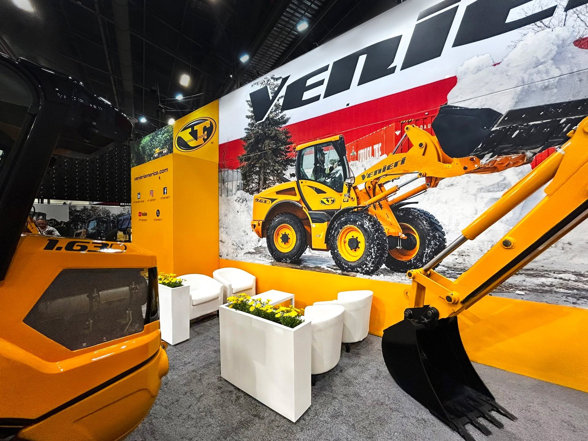 Venieri · CONEXPO-CON/AGG 展台实景